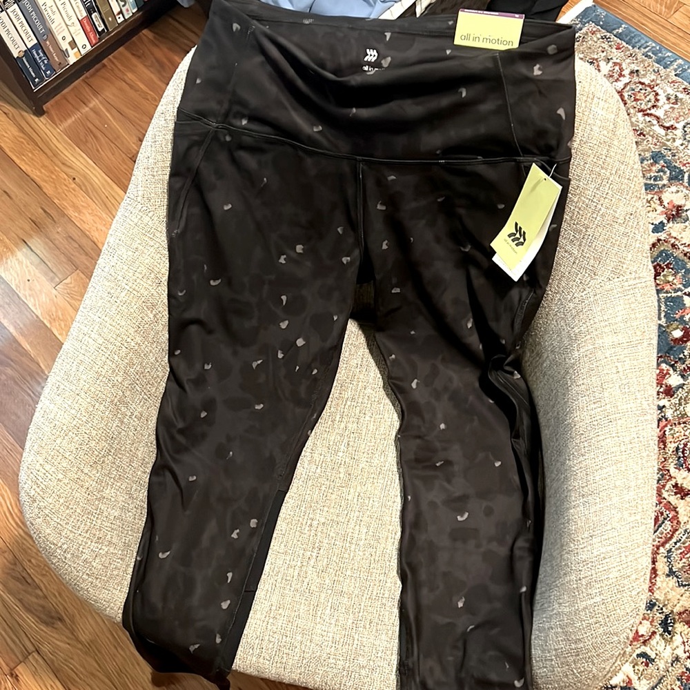 All in motion high rise 7/8 leggings